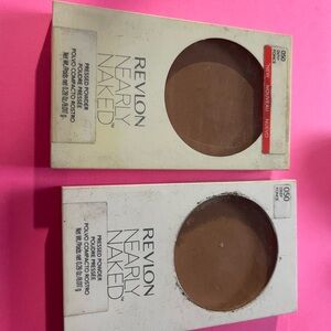 2 REVLON NEARLY NAKED PRESSED POWDER FOUNDATION #050 DEEP FONCE Sealed. READ